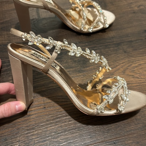 Badgley Mischka Champagne Sandal Heels - Picture 6 of 6